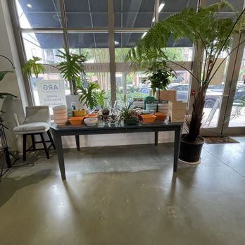 A Pot To Plant In - Nurseries & Gardening Near Me - Smyrna, Georgia