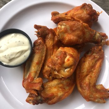 Mulligan's - Buffalo wings - Irish Near Me - Hoboken, New Jersey