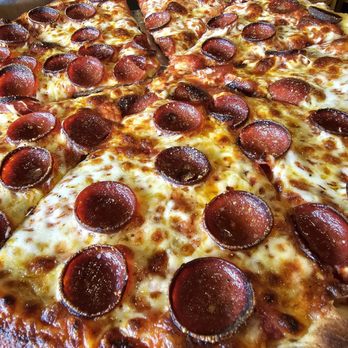 Domenic's And Vinnie's Pizza - Pepperoni - Pizza Near Me - Southington, Connecticut