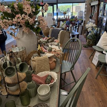 Farm & Lavish Marketplace - Furniture Stores Near Me - Cornelia , Georgia Farm & Lavish Marketplace - Furniture Stores Near Me - Cornelia , Georgia