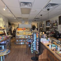 Elly's Place - Sunrise Market - Interior