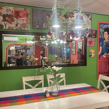 Regina Con Sabor A Mama - Seating area - Seafood Near Me - Puerto Peñasco, SON