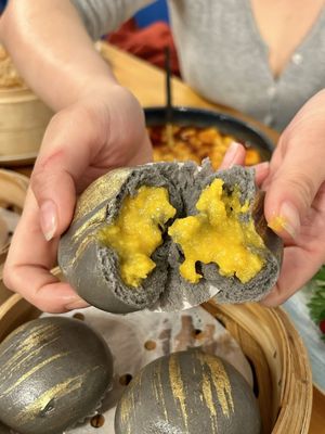 Yum Cha Chinese Kitchen & Bar 姑苏里 by null