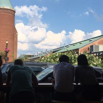 Blue Bottle Coffee - Georgetown - Window bar - Coffee & Tea Near Me - Washington, DC, District of Columbia