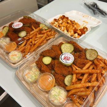 Rooster's - Chicken Shop Near Me - Montclair, New Jersey