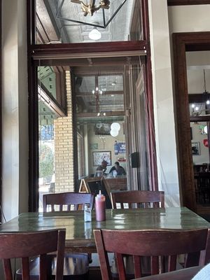 Oliver's Restaurant by null