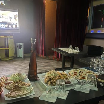 Soopsok Karaoke & Restaurant - Room - Karaoke Near Me - Los Angeles, California Soopsok Karaoke & Restaurant - Room - Karaoke Near Me - Los Angeles, California