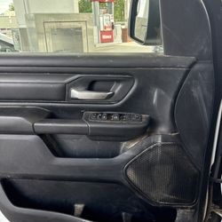 Car Pool Car Wash - Far West End - Door panels were supposed to be clean