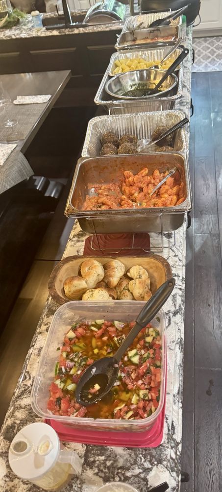 Food from Joe and Mimi's Pizzeria