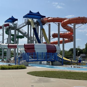 King’s Pointe Resort - Outdoor water slide - Resorts Near Me - Storm Lake, Iowa