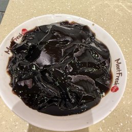 Hot Grass Jelly Soup Signature