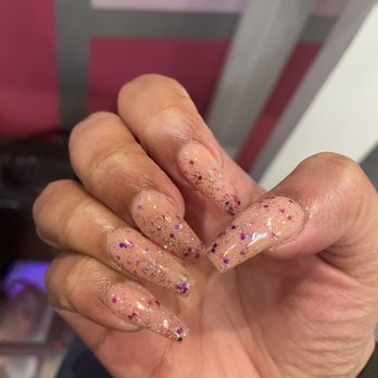 Millennial Nails - Dana at her finest - Nail Salons Near Me - Brooklyn, New York