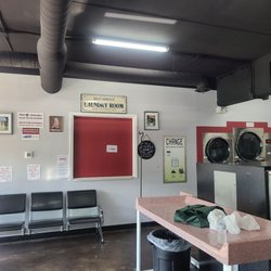 Well Wishing Laundry Mat/Drop & Fold