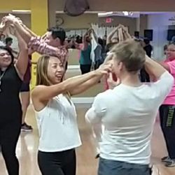 Impulso Salsa - Learning and enjoying salsa dancing is for everybody!