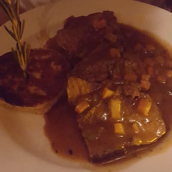 Uva - braised short ribs - Italian Near Me - New York, New York Uva - braised short ribs - Italian Near Me - New York, New York
