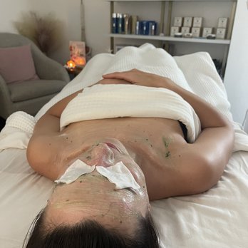 Spa Del'Oxana - Estheticians Near Me Spa Del'Oxana - Estheticians Near Me
