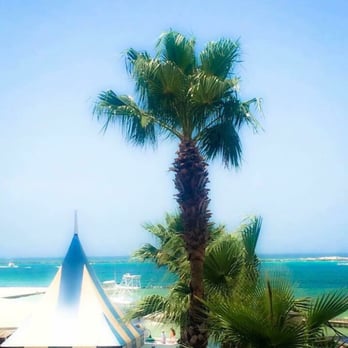 Destin Beach - Destin Harborwalk. - Beaches Near Me - Destin, Florida