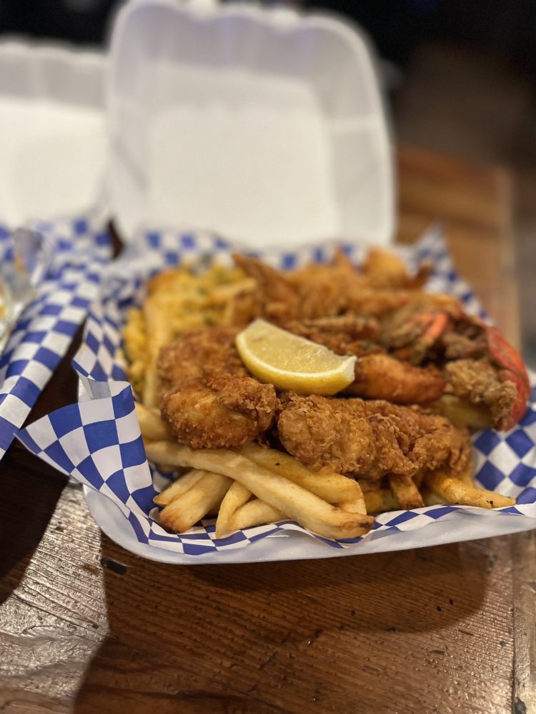 TRAP KITCHEN OAKLAND Updated August 2024 208 Photos & 211 Reviews