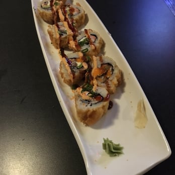 Akebono 515 - Akebono roll - Sushi Bars Near Me - Des Moines, Iowa