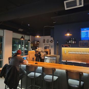 TeKu Tavern + Cafe - Beer Bar Near Me - Seattle, Washington