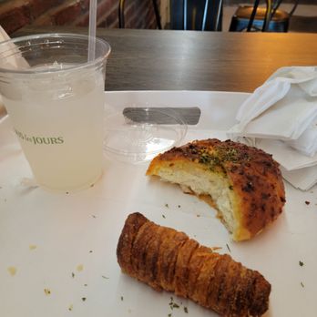 Tous Les Jours - Yumm - Bakeries Near Me - Winter Park, Florida Tous Les Jours - Yumm - Bakeries Near Me - Winter Park, Florida