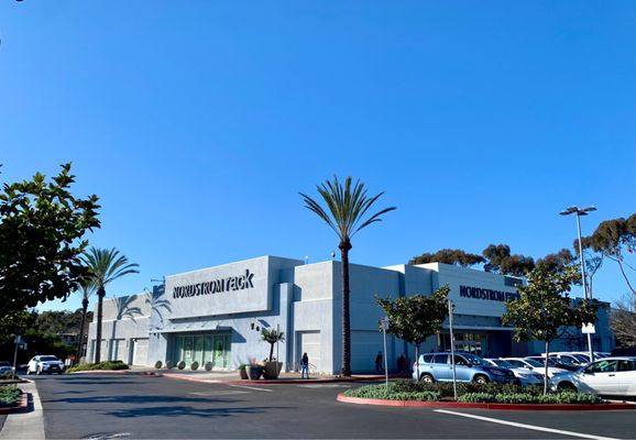 The Shops at La Jolla Village by null