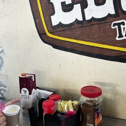 Taquería el Compadre - Make your own coffee