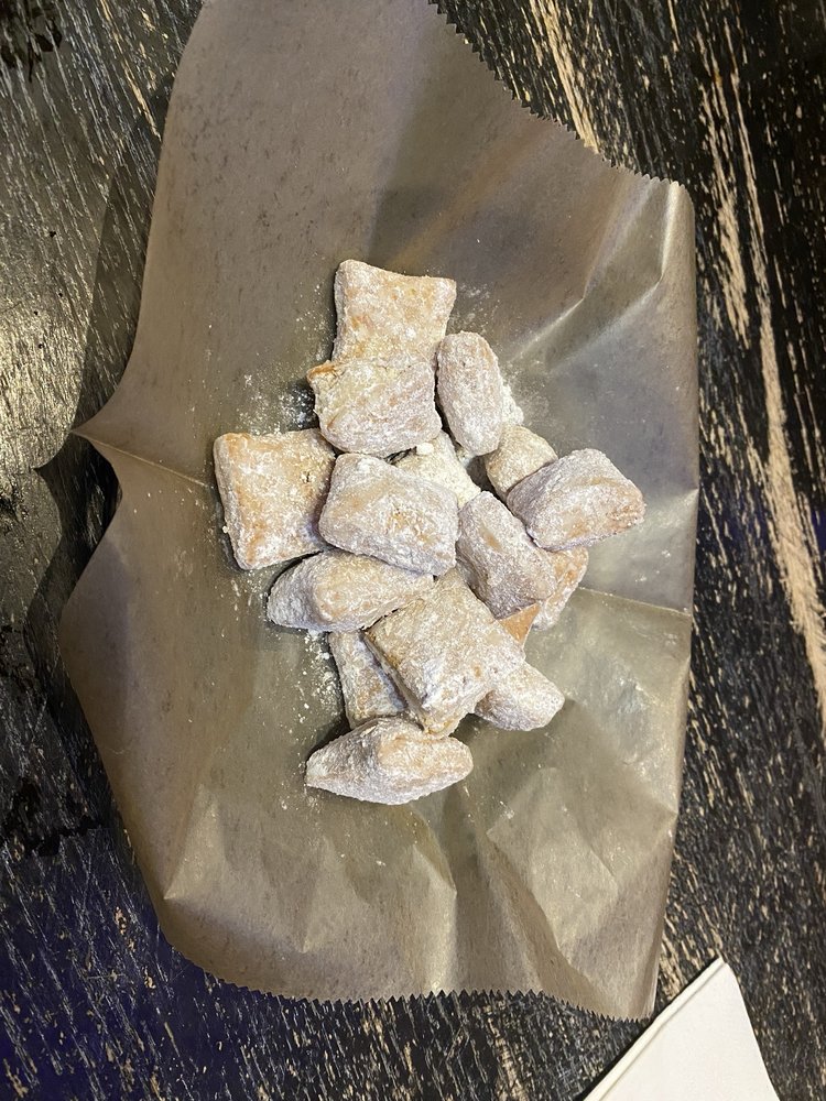 Social spots from Walk-On's Sports Bistreaux - Edinburg Restaurant