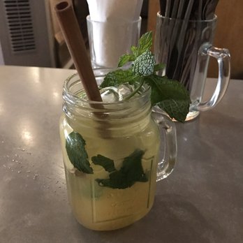 Quy Nguyen - Green Ice Tea (3,90€) - Vietnamese Near Me - Berlin, BE