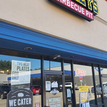 Dickey's Barbecue Pit - the front of the restaurant - Barbeque Near Me - Washington, Pennsylvania Dickey's Barbecue Pit - the front of the restaurant - Barbeque Near Me - Washington, Pennsylvania