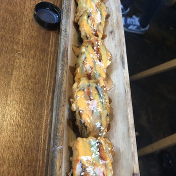 Green Leaf Sushi - Spicy crunch - Sushi Bars Near Me - Vancouver, British Columbia