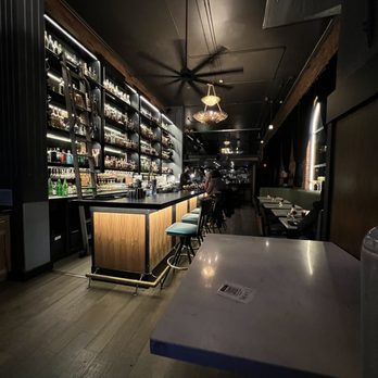 Dead Line - Inside - Cocktail Bars Near Me - Seattle, Washington Dead Line - Inside - Cocktail Bars Near Me - Seattle, Washington