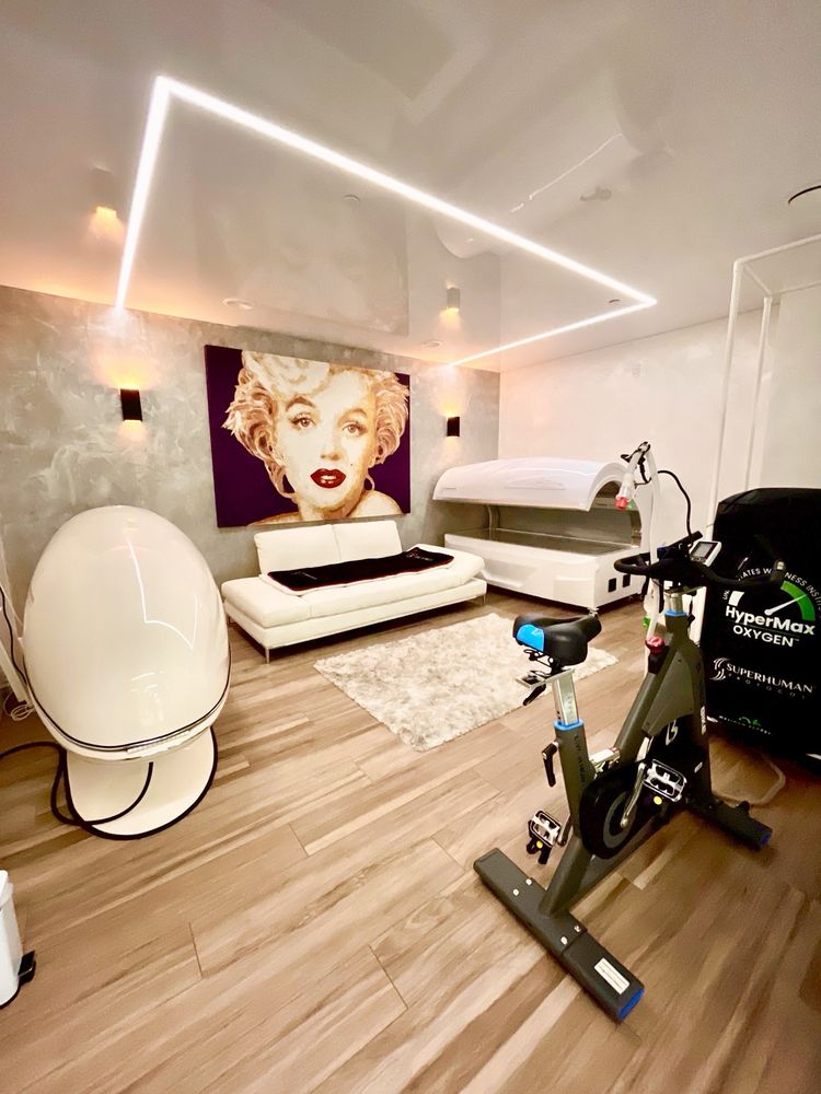 Casa Privée - grief counselor in Miami, FL