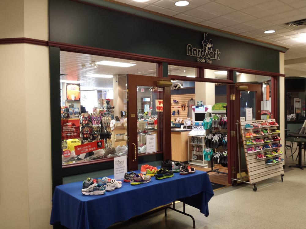 aardvark running store