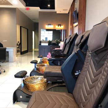 Lush Nail Lounge - Pedicure Chairs - Nail Salons Near Me - El Paso, Texas Lush Nail Lounge - Pedicure Chairs - Nail Salons Near Me - El Paso, Texas