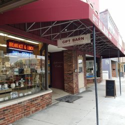 Akerman Drugs - Pharmacy and Hallmark Store exterior