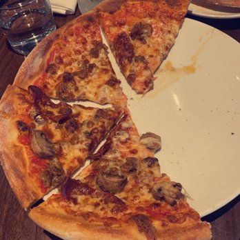 Napolese Pizzeria - Hamaker's Corner - Pizza Near Me - Indianapolis, Indiana