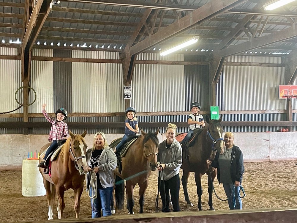 Young Hearts Therapeutic Riding - equestrian in Lake Tapps, WA