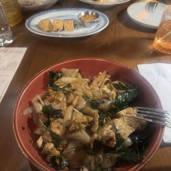 Ledu Thai - Thai Near Me - Phoenix, Arizona