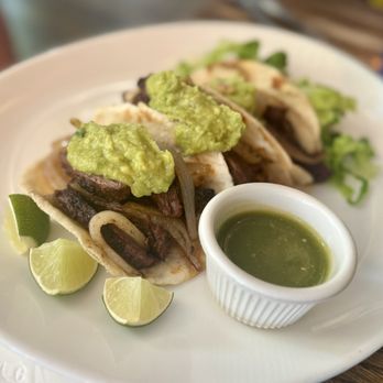 El Camion - Carne Asada Tacos - Mexican Near Me - New York, New York El Camion - Carne Asada Tacos - Mexican Near Me - New York, New York