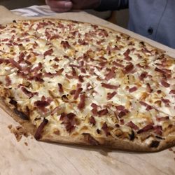 Zum Hanjer - Flammkuchen