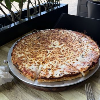 Marakas Pizza - Cheese pizza - Pizza Near Me - Miami, Florida Marakas Pizza - Cheese pizza - Pizza Near Me - Miami, Florida