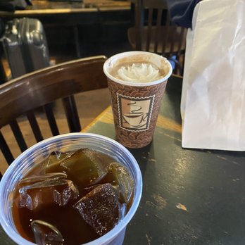 Aromas Coffeehouse & Cafe - Coffee & Tea Near Me - Williamsburg, Virginia Aromas Coffeehouse & Cafe - Coffee & Tea Near Me - Williamsburg, Virginia