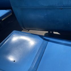 Gray Line Miami - No leg room.