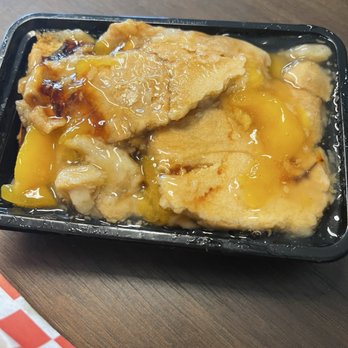 Cracker Jacks Barbecue - Delicious peach cobbler - Barbeque Near Me - Lancaster, California