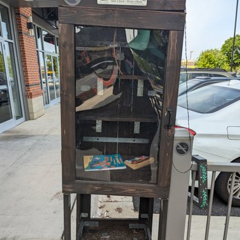 Starbucks - a phone booth on a city street - Coffee & Tea Near Me - Hyattsville, Maryland