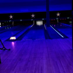 Hollywood Bowl - Bowling pins