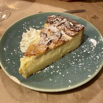 La Trinquette - Flan - French Near Me - Gordes, 84