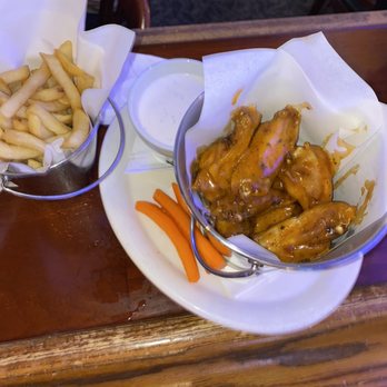 Legends - Legendary Hot Wings - Sports Bars Near Me - Long Beach, California