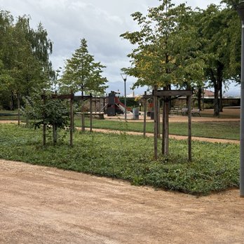 Hôtel Fourvière - Outdoor playground - Hotels Near Me - Lyon, 69